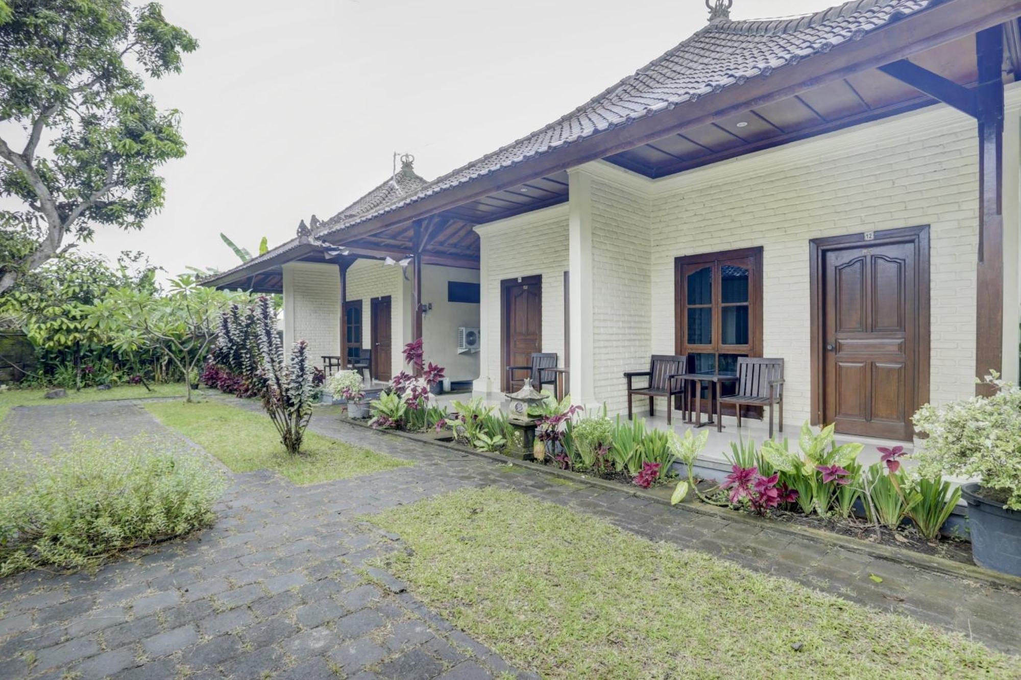 Oyo 1762 Hotel Astiti Graha Tanah Lot Экстерьер фото