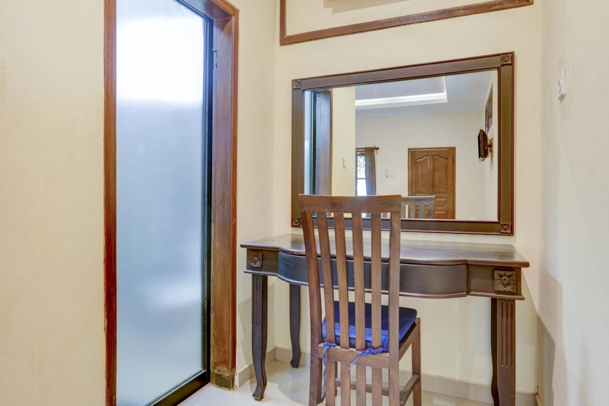Oyo 1762 Hotel Astiti Graha Tanah Lot Экстерьер фото