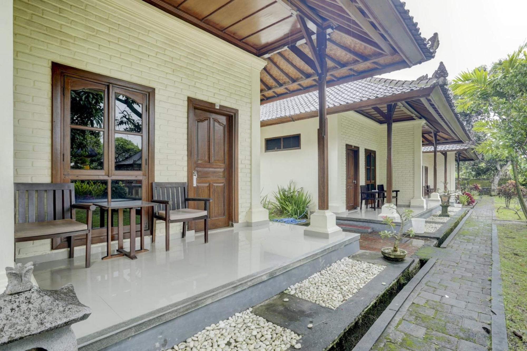 Oyo 1762 Hotel Astiti Graha Tanah Lot Экстерьер фото